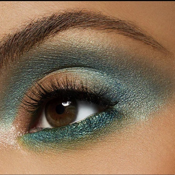 MAC Cosmetics Eyeshadow Frost in Steamy - Picture 7 of 9